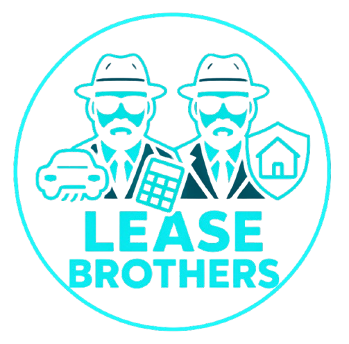 Okrągły logotyp firmy Lease Brothers w kolorze turkusowym. Przedstawia dwie postacie mężczyzn w kapeluszach i okularach przeciwsłonecznych. Poniżej nich znajdują się ikony samochodu, kalkulatora oraz tarczy z symbolem domu. Na dole widnieje napis "LEASE BROTHERS".
